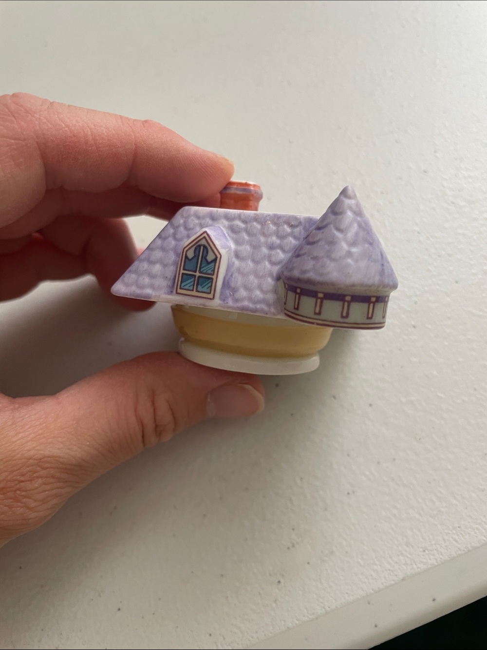 1989 Lenox Spice Village Oregano LID